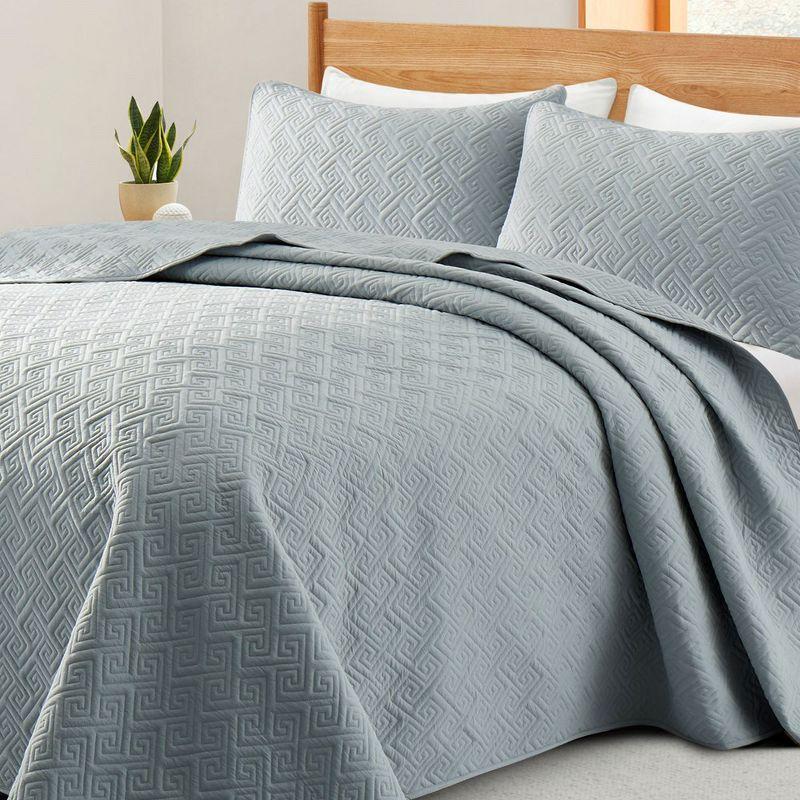 Light Gray Full Microfiber Reversible Quilt Set