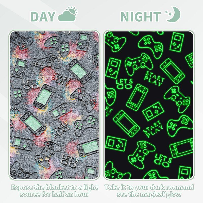 Catalonia Catalonia Glow in The Dark Throw Blanket for Kids