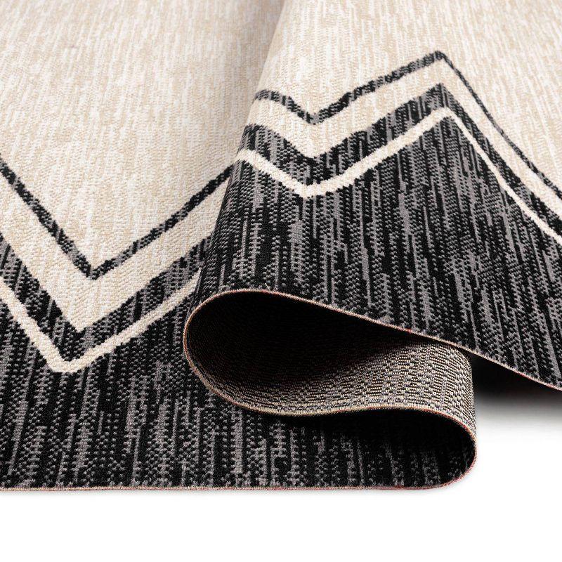 Nicole Miller New York Leon Patio Sofia Indoor/Outdoor Area Rug, Black/Ivory