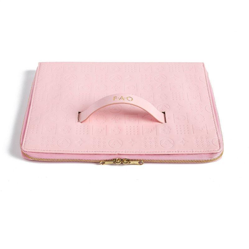 FAO Schwarz Fashion Designer Activity Art Set