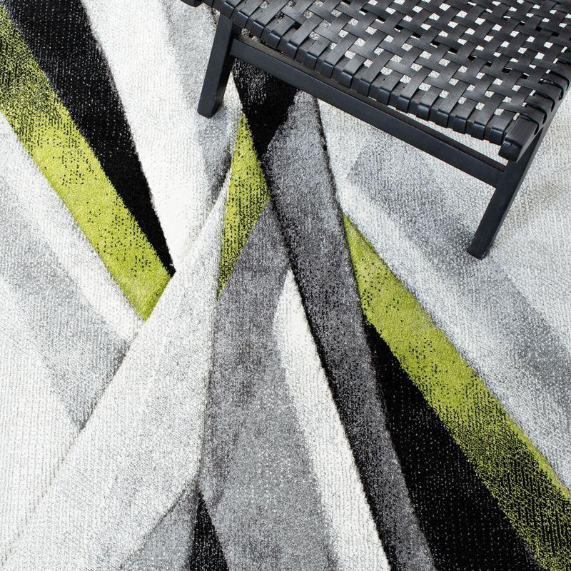 Hollywood HLW710 Machine Made Area Rug - 4'x6' - Grey/Green - Safavieh