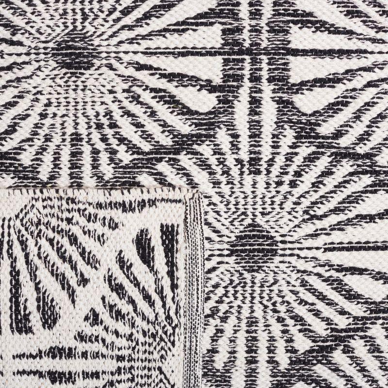 Montauk MTK606 Hand Woven Indoor Accent Rug - Black/Ivory - 3'x5' - Safavieh