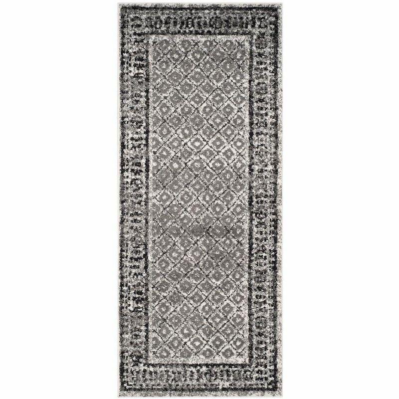 Ivory Diamond Easy-Care Synthetic Area Rug - 30" x 18"