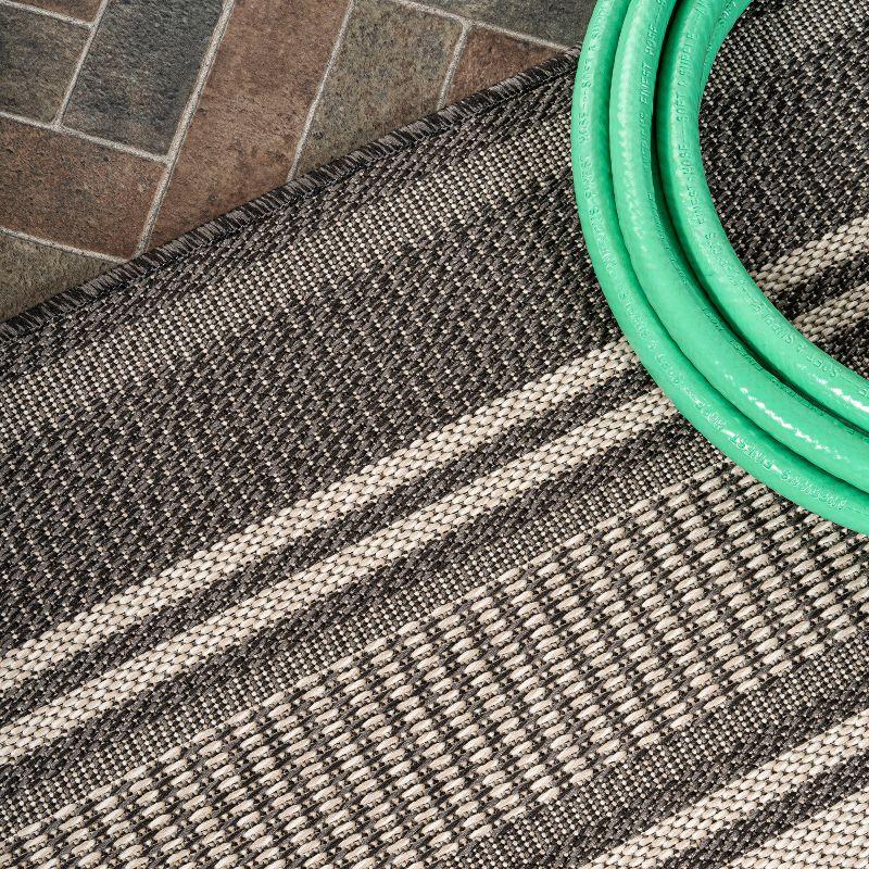 8' x 10' Haynes Modern Double Stripe Indoor/Outdoor Area Rug, Black/Cream - JONATHAN Y