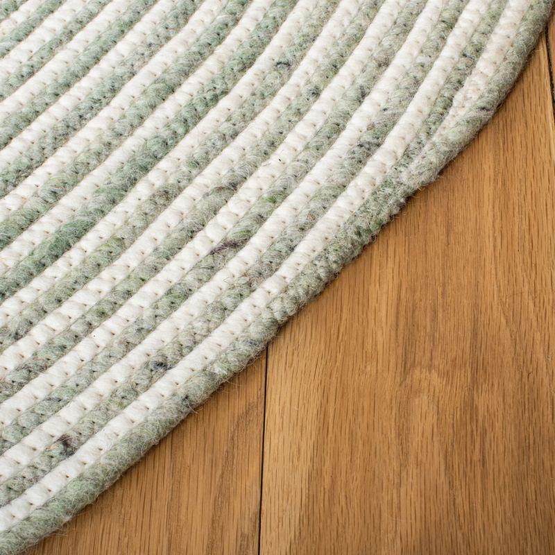 Braided BRD905 Hand Woven Area Rug - Green/Ivory - 6'x9' Oval - Safavieh.