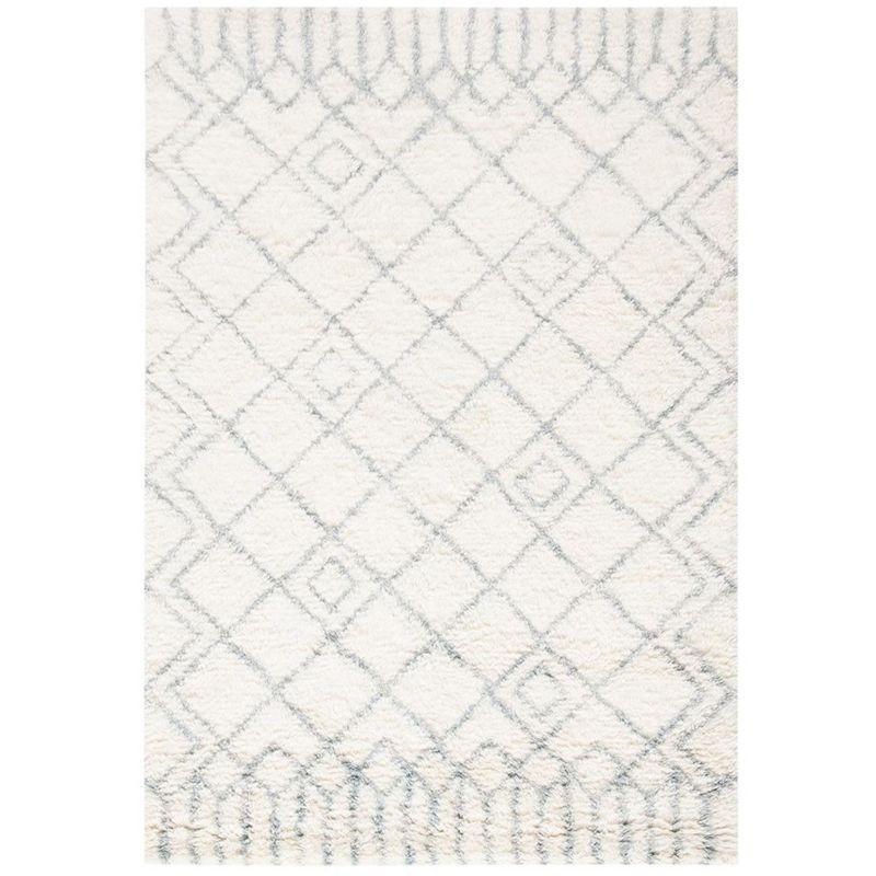 Casablanca CSB894 Hand Tufted Indoor Area Rug - Ivory/Blue - 4'x6' - Safavieh