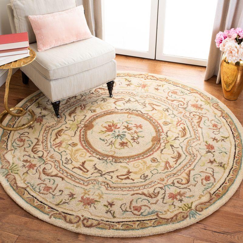 Safavieh Bergama Hand Tufted Wool Oriental Rug