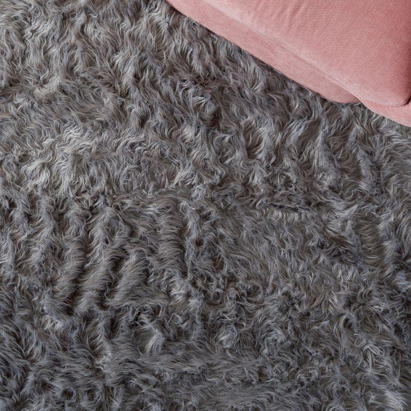 Faux Sheep Skin FSS115 Power Loomed Area Rug  - Safavieh