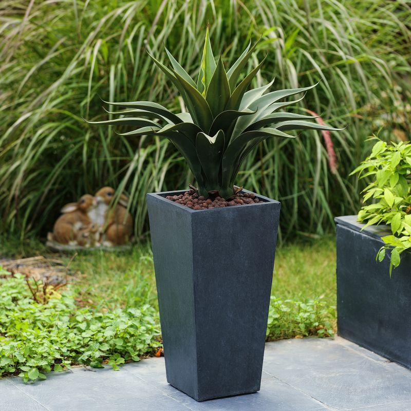 LuxenHome Square Tapered 18.5" H House Planters, Indoor & Outdoor Gray