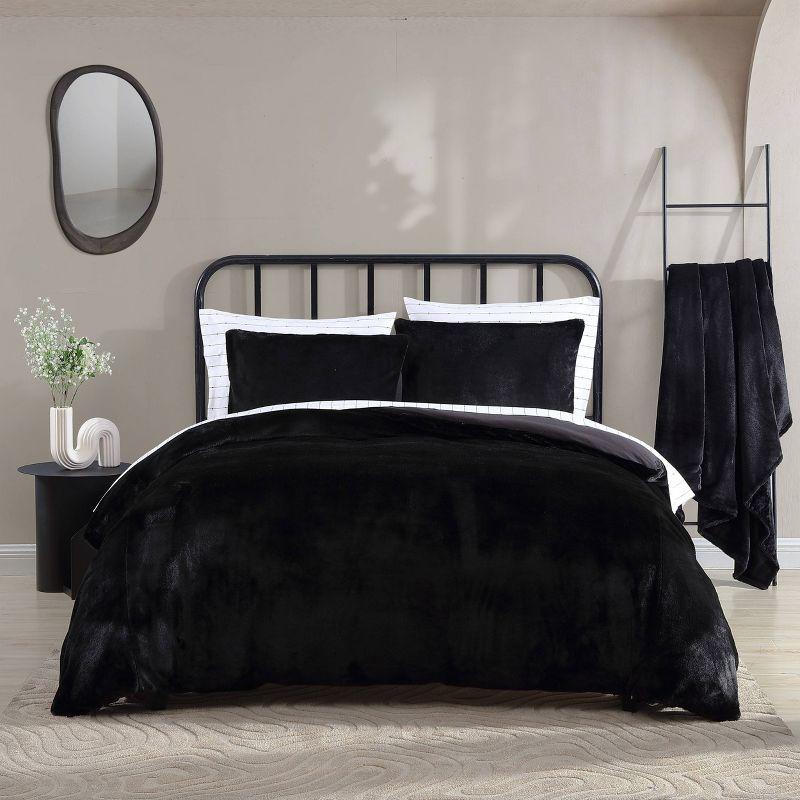 King Black Faux Fur Reversible Duvet Cover Set