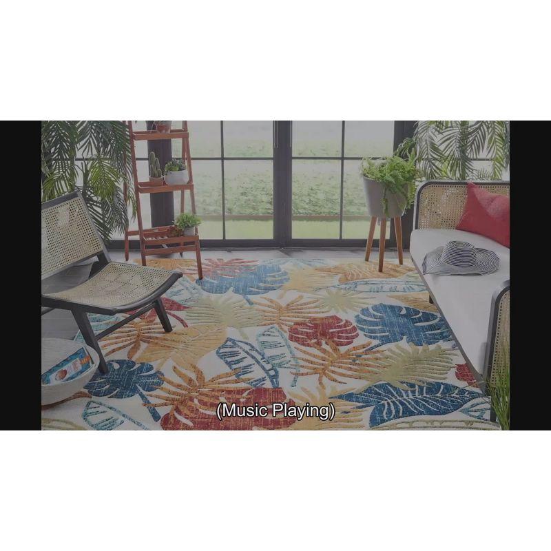 Cabana Floral Bliss 4' Square Red Synthetic Easy-Care Rug