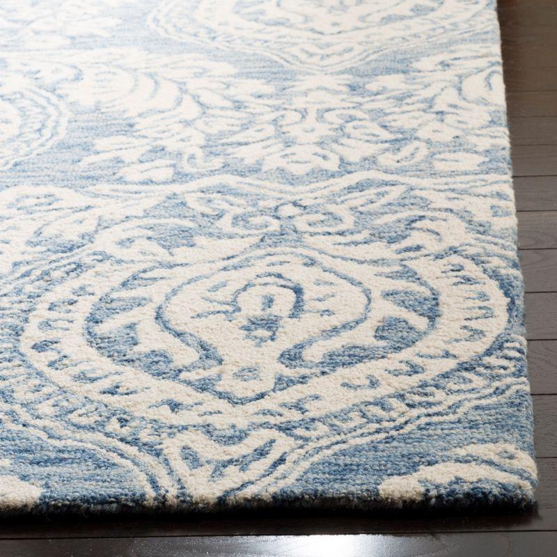 Micro-Loop MLP512 Hand Tufted Area Rug - Safavieh