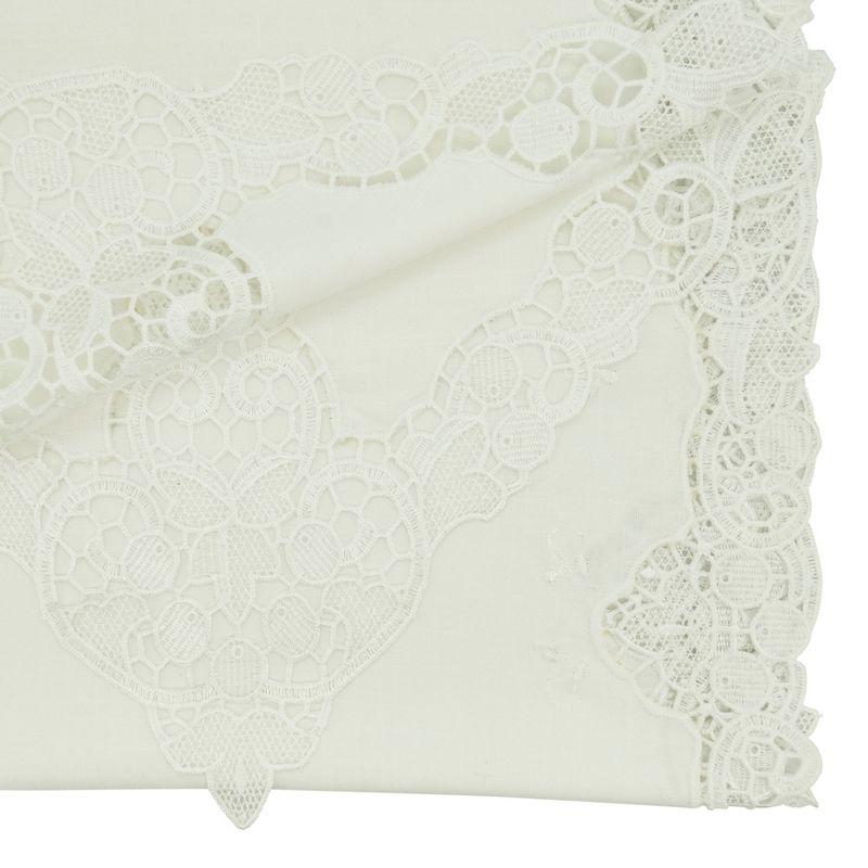 White Lace Design Polyester Table Runner