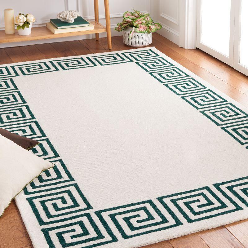 Ivory and Green Hand-Tufted Wool 6' x 9' Rectangular Rug