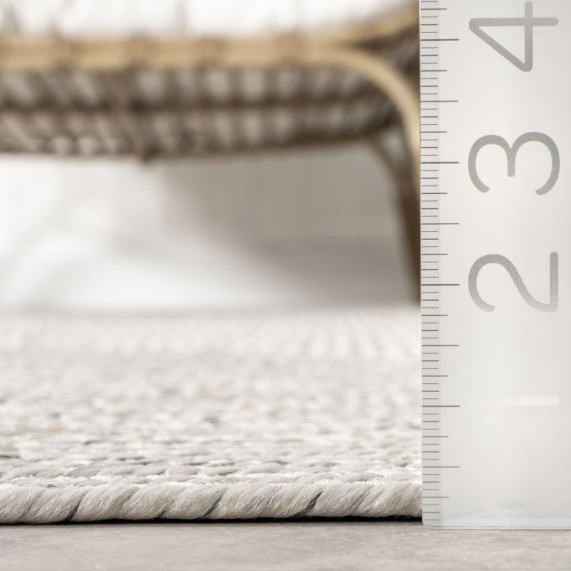 Nuloom Braided Courtney Tassel Indoor/Outdoor Area Rug, Square 8', Ivory
