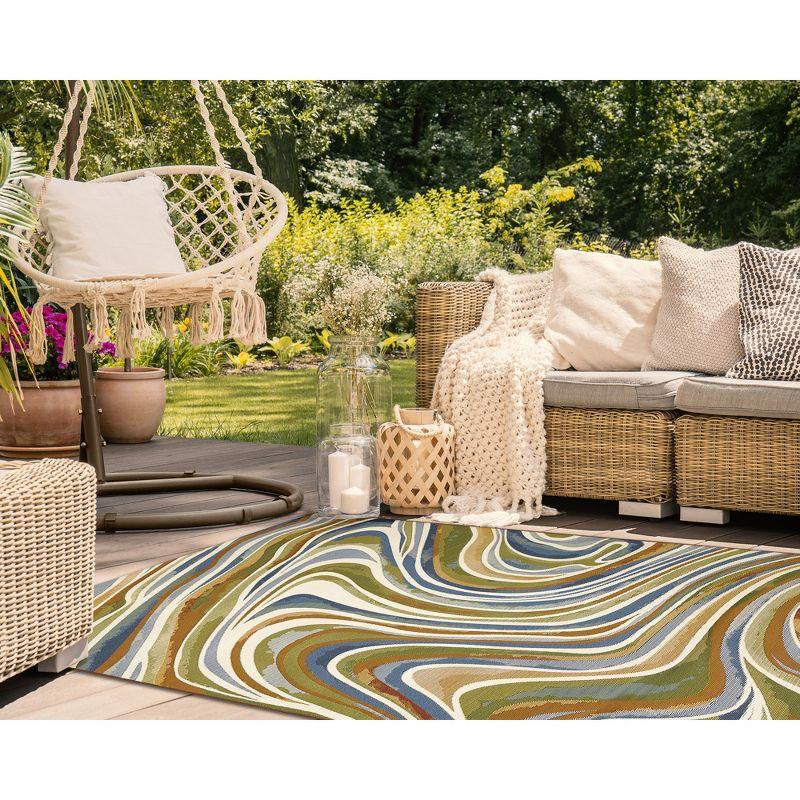 Liora Manne Marina Tides Indoor/Outdoor Rug Multi 3'3" x 4'11"