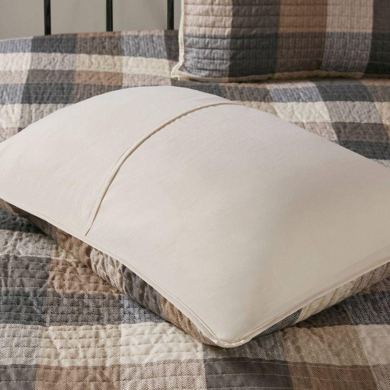 Madison Park Ridge 6 Piece Printed Herringbone Quilt Set with Throw Pillows