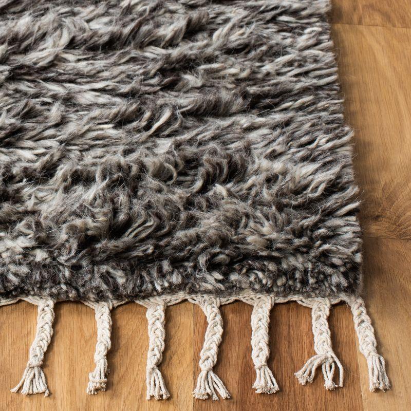 Aitkin Hand Woven Wool Solid Color Rug