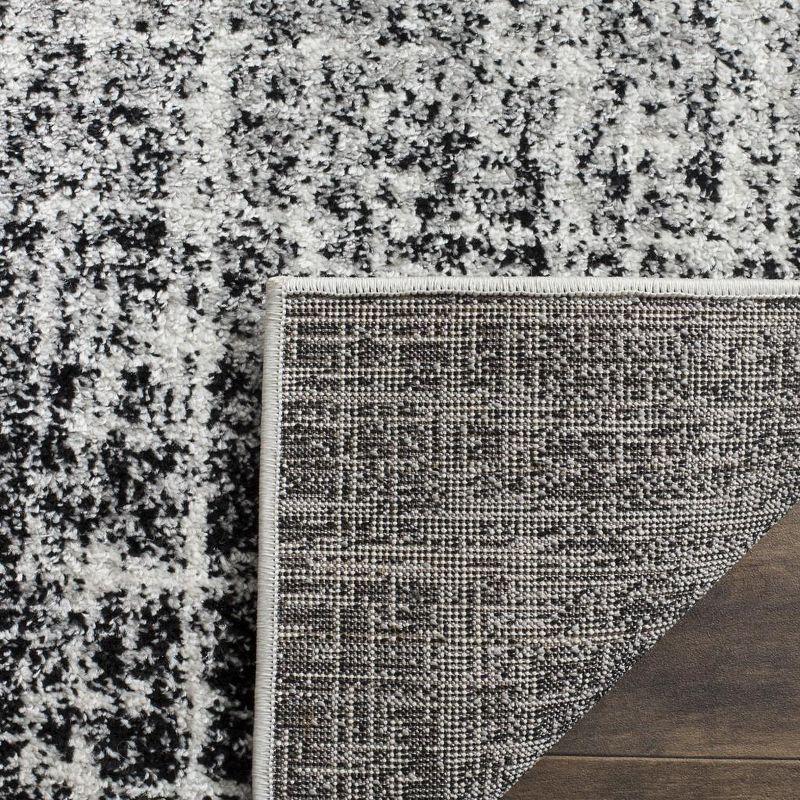 Adirondack ADR116 Machine Made Indoor Area Rug - Ivory/Black - 4'x4' - Safavieh