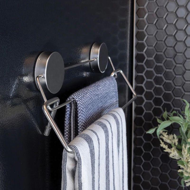 Better Houseware Stainless Steel Magnetic Towel Bar in Silver