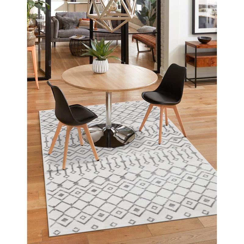 Ivory Rectangular Moroccan Trellis Stain-Resistant Rug