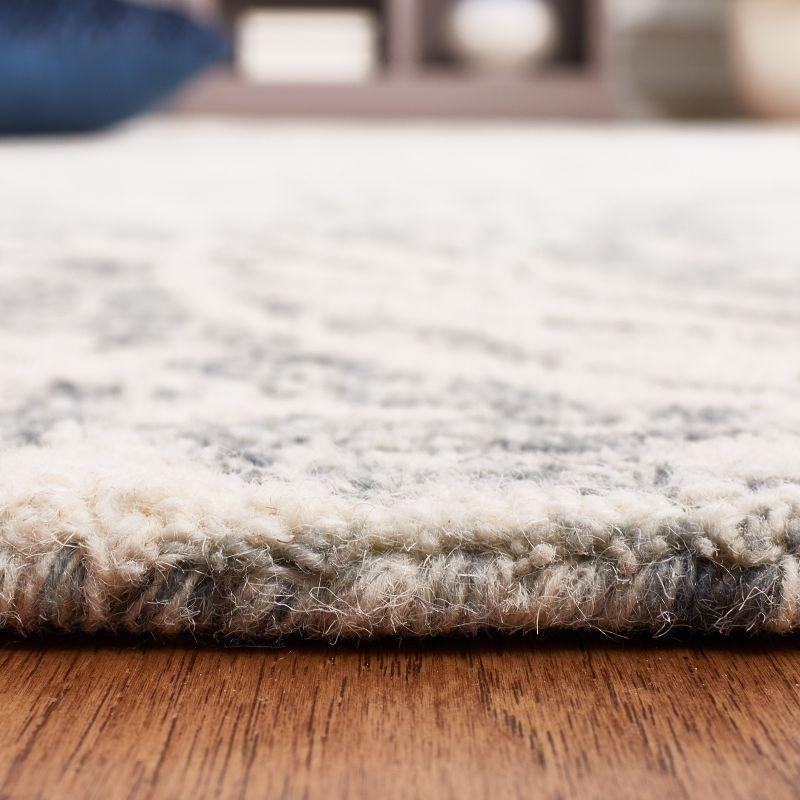 Abstract ABT204 Handmade Indoor Area Rug - Ivory/Grey - 4'x6' - Safavieh