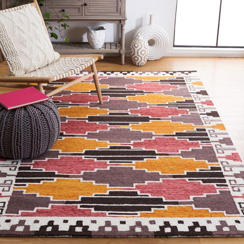 Rodeo Drive RD913 Hand Tufted Area Rug  - Safavieh