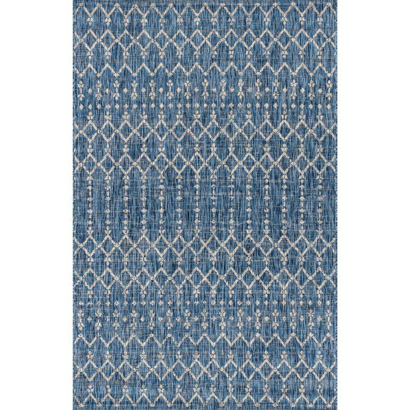 Navy and Light Gray Moroccan-Inspired Geometric 4' x 6' Synthetic Area Rug