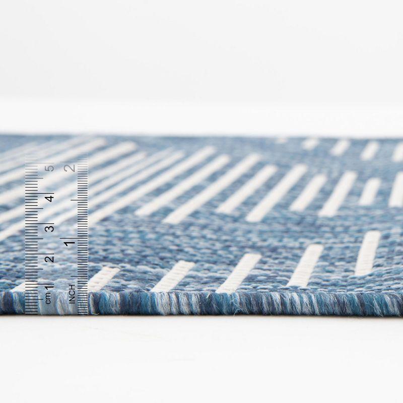 Unique Loom 7' 0 x 7' 0 Square Indoor/Outdoor Modern Blue Area Rug