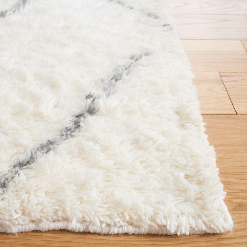 Kenya Ivory & Grey Hand-Knotted Wool Blend Area Rug - 3' x 5'