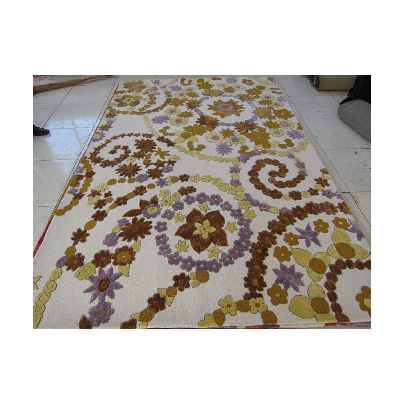 Wilton Hand Hooked Floral Rug