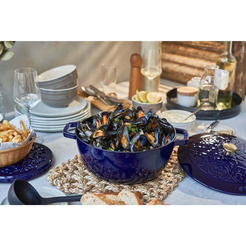 Staub Staub Cast Iron 9-inch Round Lilly Trivet