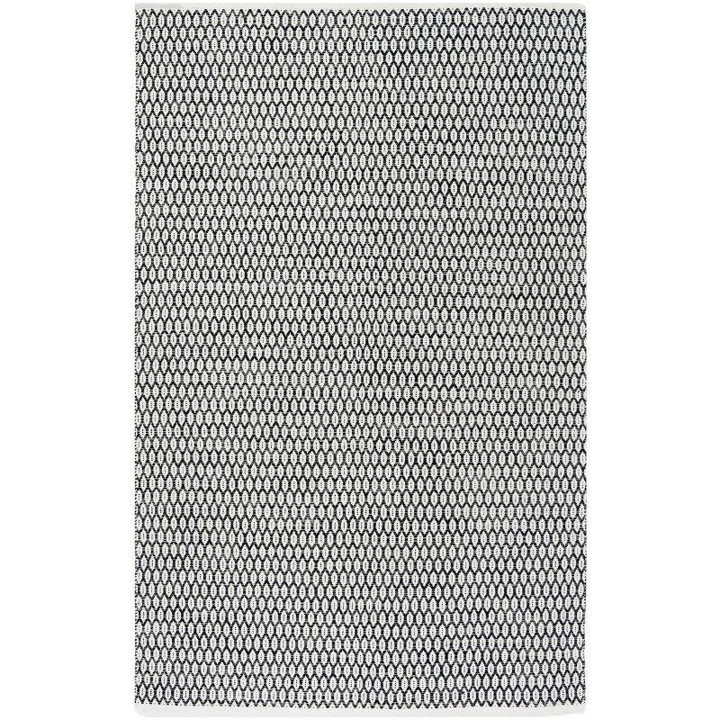 Montauk MTK608 Hand Woven Indoor Area Rug - Black/Ivory - 5'x8' - Safavieh