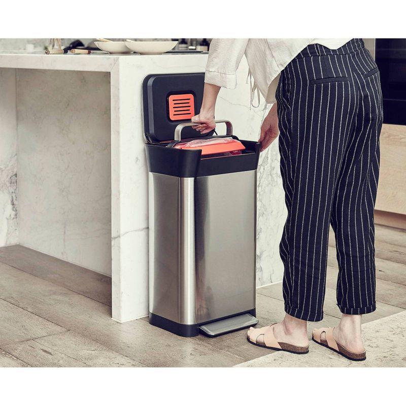 Joseph Joseph Joseph Joseph Titan Trash Compactor with Integrated Odor Control