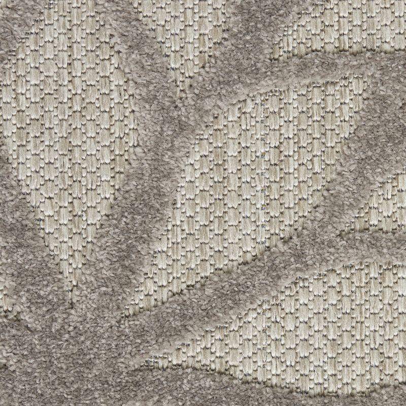 Nourison Aloha Floral Bloom Flatweave High-Low Indoor Outdoor Area Rug Silver Grey 5'3" x 7'5"