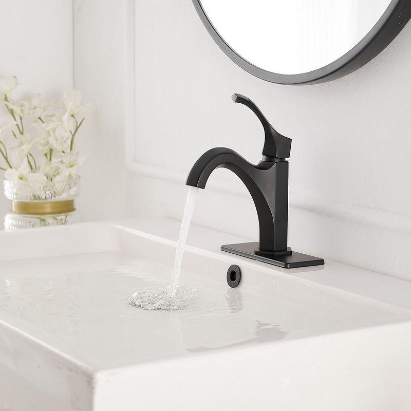 Single-Hole Single-handle Bathroom Faucet with Drain Assembly