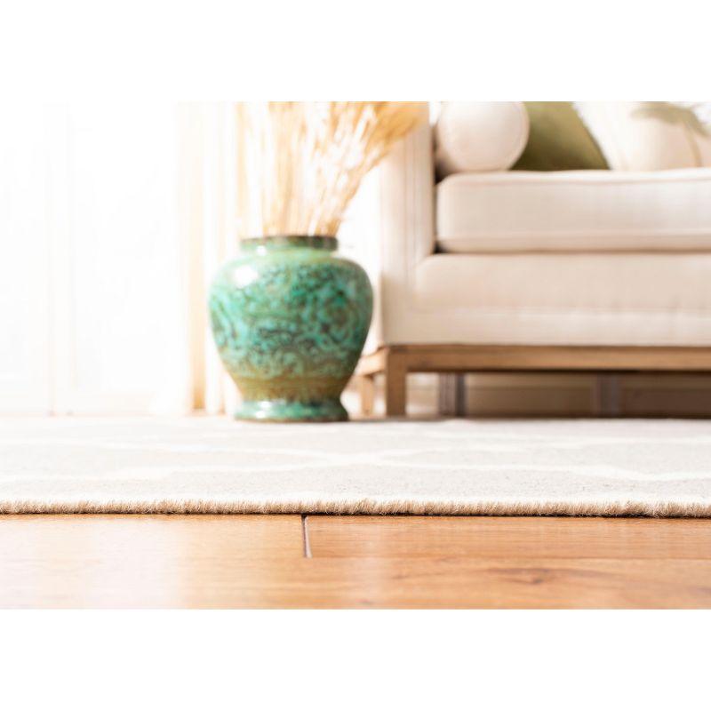 Dhurries DHU633 Hand Woven Area Rug - Dark Grey/Ivory - 5'x8' - Safavieh.