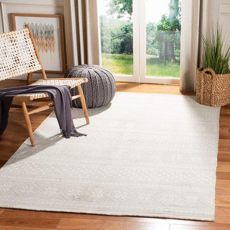 Cedar Brook CDR711 Loomed Indoor Accent Rug - Silver/Ivory - 3'x5' - Safavieh
