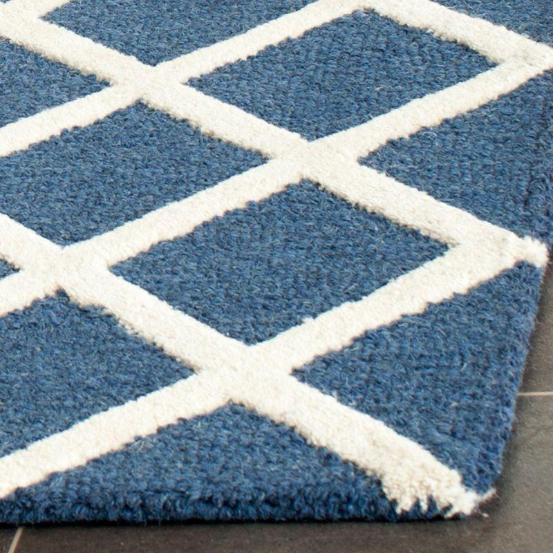 Navy and Ivory Hand-Tufted Wool Runner Rug 2'6" x 6'