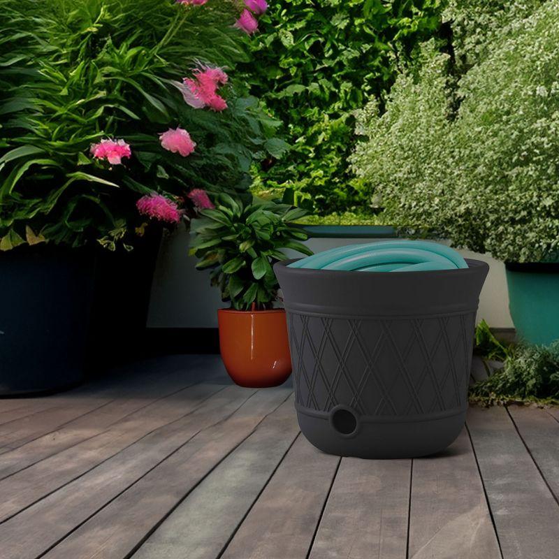 Suncast Plastic Stand Hose Pot