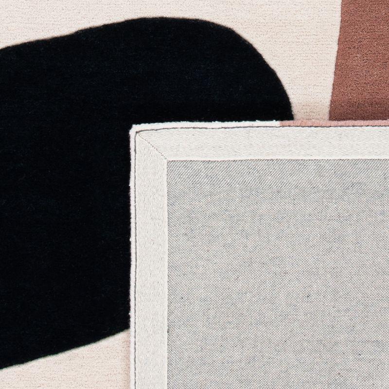 Fifth Avenue FTV119 Hand Tufted Accent Rug - Beige/Black - 2'3"x4' - Safavieh.