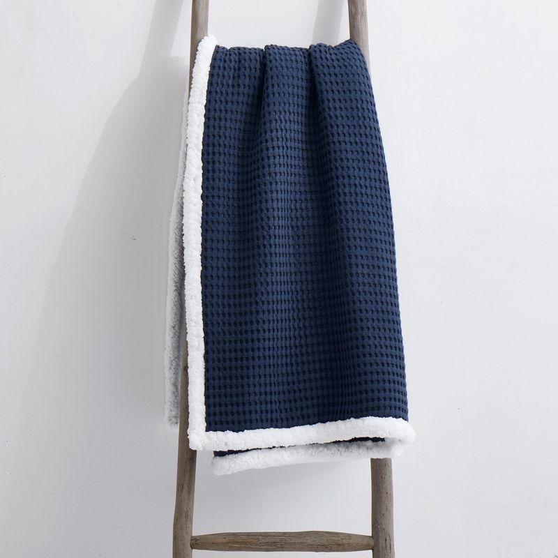 Navy Cotton Waffle-Quilt Reversible Sherpa Throw Set