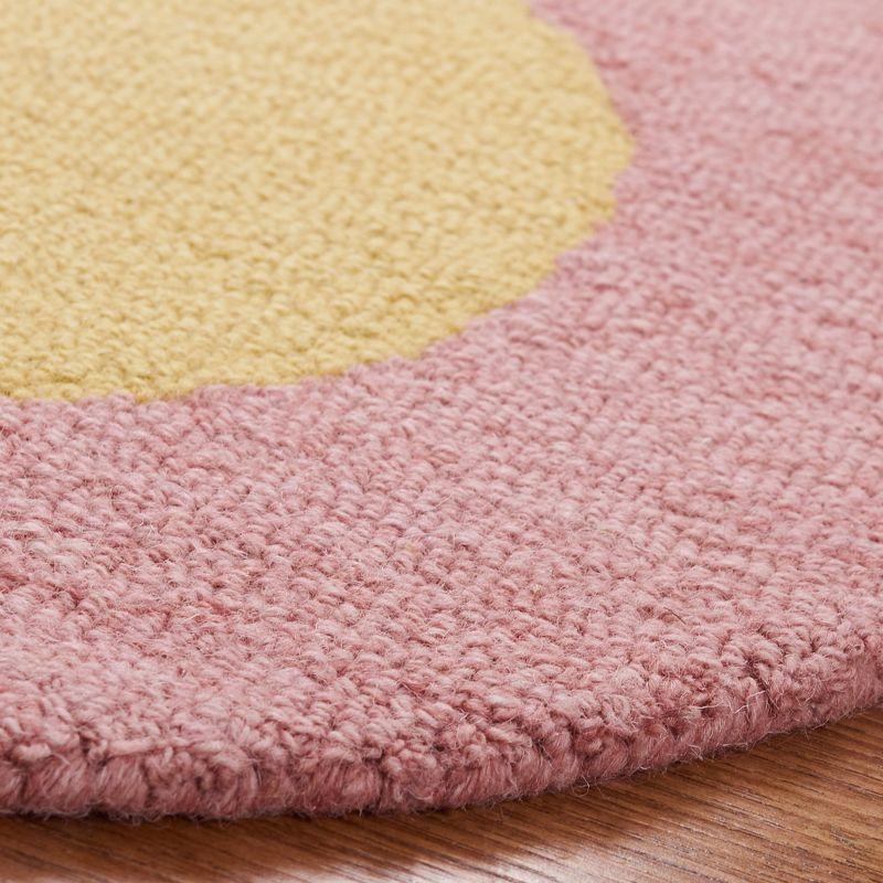 Novelty NOV608 Hand Tufted Area Rug  - Safavieh