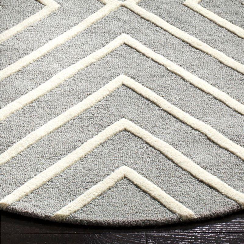 Safavieh Kids SFK920 Hand Tufted Area Rug  - Safavieh