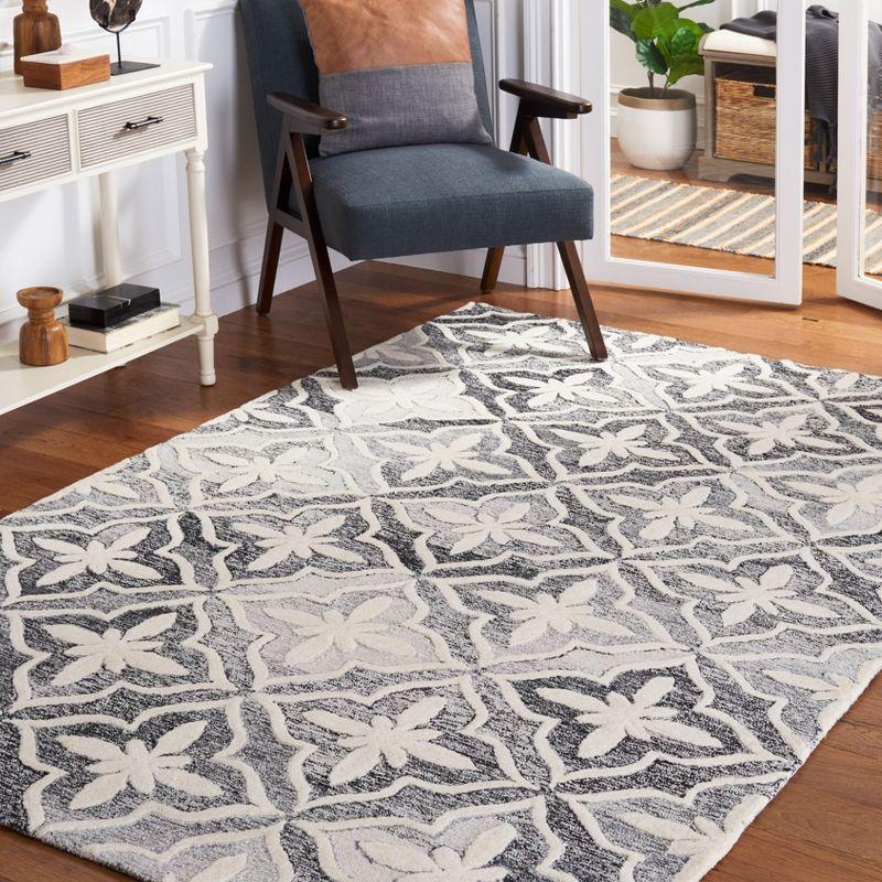 Elegant Noir Hand-Tufted Wool & Synthetic 6' Square Area Rug