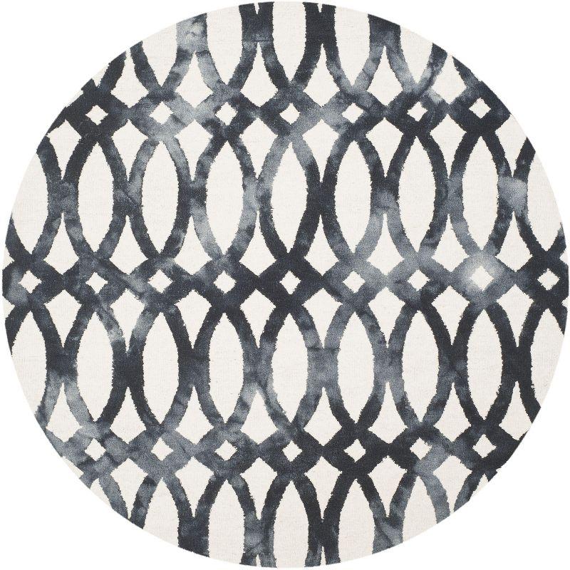 Dip Dye DDY675 Hand Tufted Area Rug - Ivory/Graphite - 7' round - Safavieh.