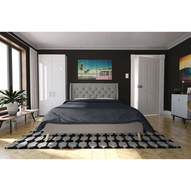 Gray Linen Tufted Upholstered Queen Bed with Wood Frame