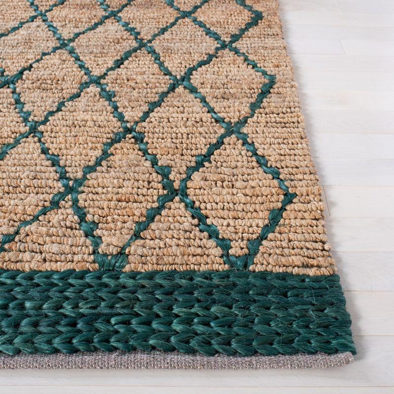 Natural Fiber NF951 Hand Loomed Area Rug  - Safavieh