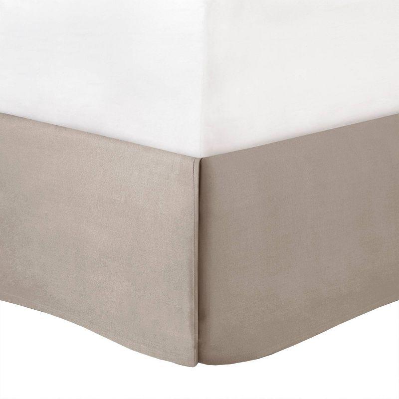 Madison Park Laurel 7 Piece Tufted Comforter Set