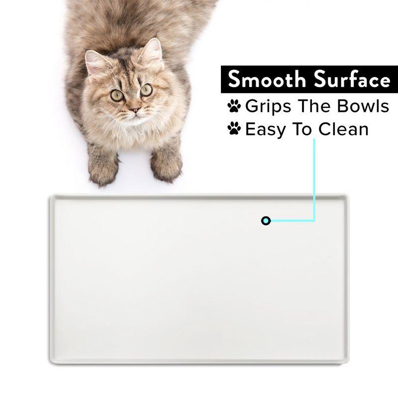 CatGuru Cat Food Mat, Small, Marshmallow
